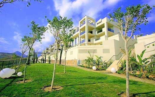 Apartamento de 2 dormitorios en Benahavis