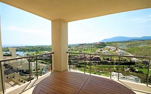 Apartamento de 2 dormitorios en Benahavis