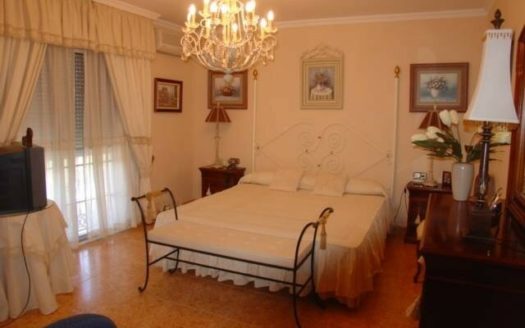 Villa de 5 dormitorios en  Mijas