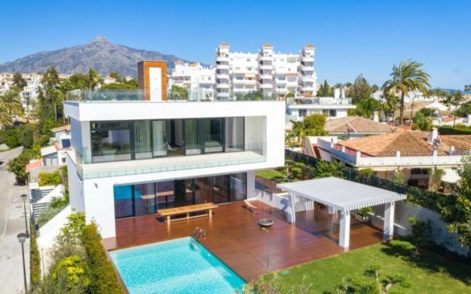 5 bedrooms Villa in Nueva Andalucia