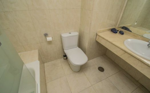 Ático de 2 dormitorios en Milla de Oro