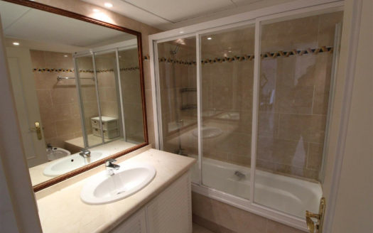 Ático de 3 dormitorios en Magna Marbella