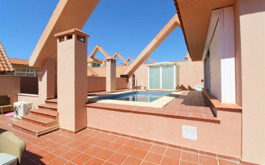 Ático de 3 dormitorios en Magna Marbella