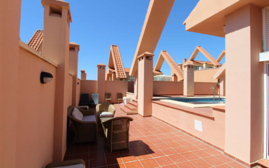 Ático de 3 dormitorios en Magna Marbella