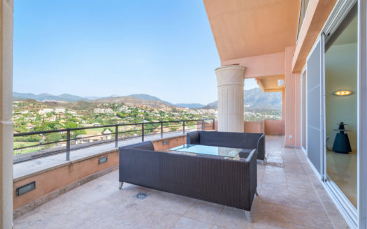 Ático de 3 dormitorios en Magna Marbella