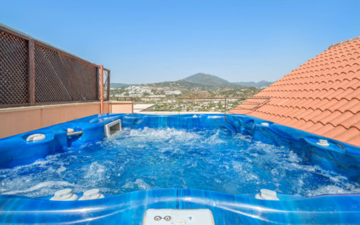 Ático de 3 dormitorios en Magna Marbella