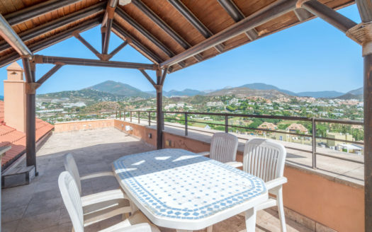 Ático de 3 dormitorios en Magna Marbella