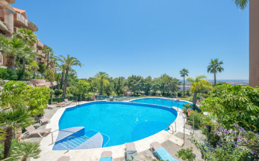 Ático de 3 dormitorios en Magna Marbella
