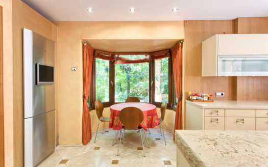 Villa de 5 dormitorios en Altos de Puente Romano