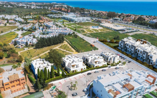 Adosado de 3 dormitorios en Nueva Milla de Oro