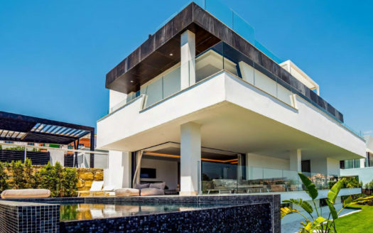 Villa de 4 dormitorios en El Campanario