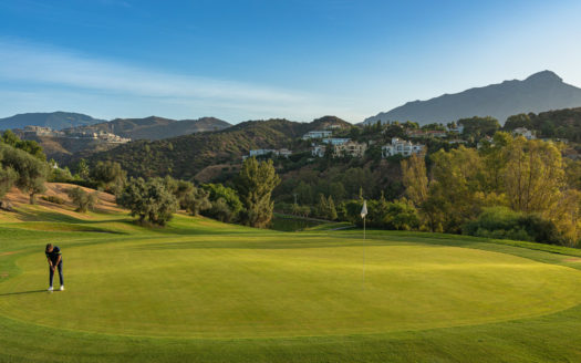 Apartamento de 3 dormitorios en Benahavis