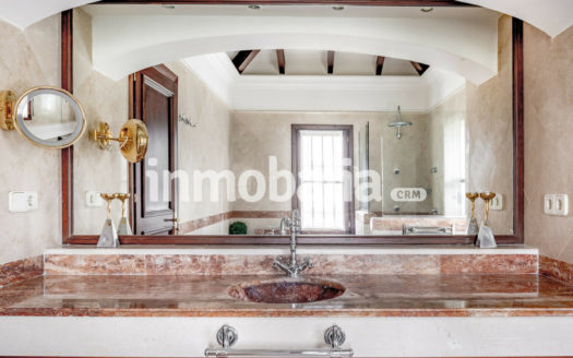 Villa de 5 dormitorios en El Herrojo