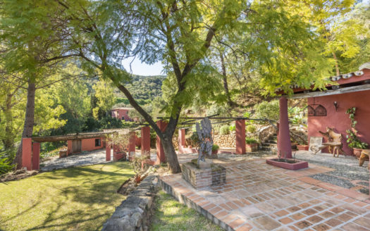 Villa de 10 dormitorios en Benahavis