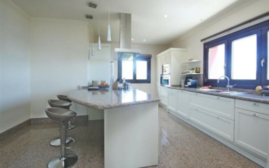 5 bedrooms Villa in Altos de los Monteros