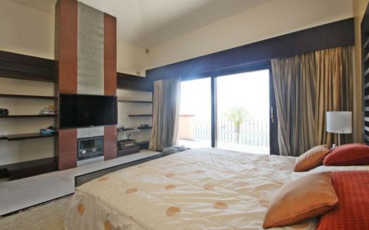 5 bedrooms Villa in Altos de los Monteros