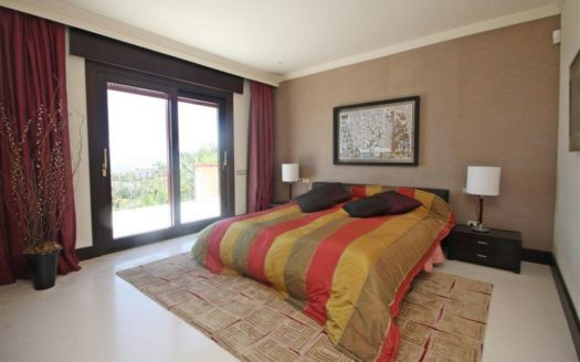5 bedrooms Villa in Altos de los Monteros