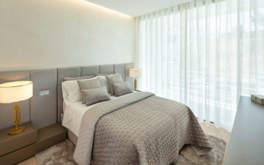 Villa de 4 dormitorios en Nueva Andalucia