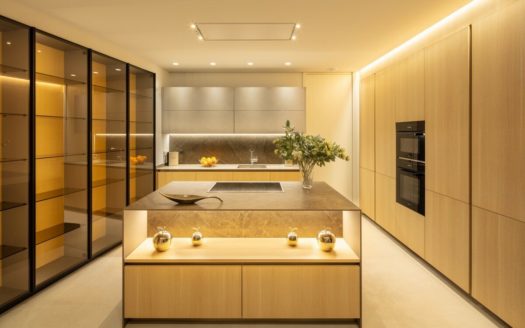 Villa de 4 dormitorios en Nueva Andalucia