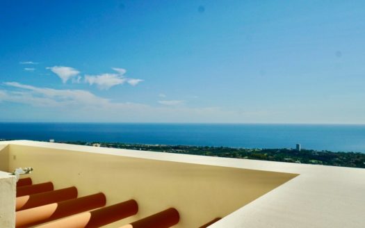 Ático de 3 dormitorios en Los Monteros