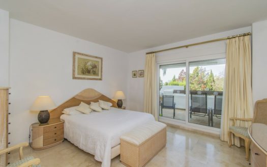 Apartamento de 3 dormitorios en Los Monteros