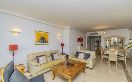 Apartamento de 3 dormitorios en Los Monteros