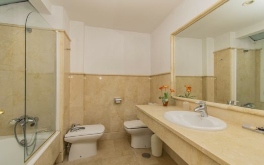 Apartamento de 3 dormitorios en Los Monteros