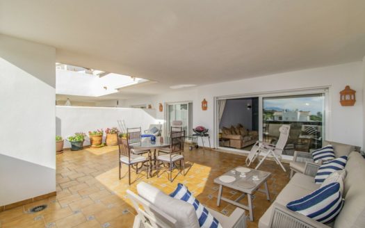 Apartamento de 2 dormitorios en Los Monteros