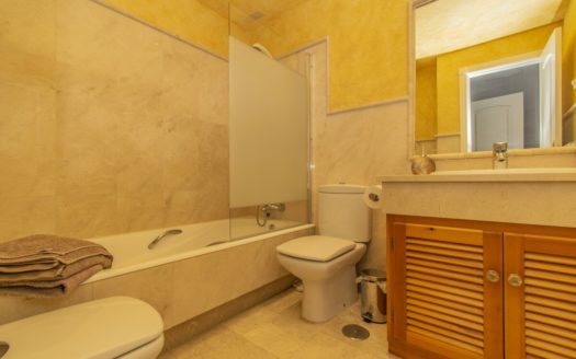 Apartamento de 2 dormitorios en Los Monteros