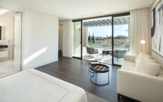 5 bedrooms Villa in Nueva Andalucia