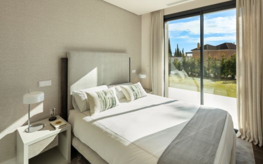 5 bedrooms Villa in Nueva Andalucia