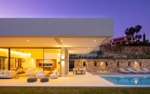 5 bedrooms Villa in Nueva Andalucia