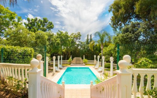 Villa de 7 dormitorios en El Rosario