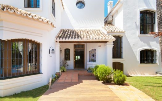 Villa de 7 dormitorios en El Rosario