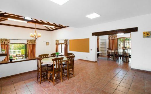 Villa de 7 dormitorios en El Rosario