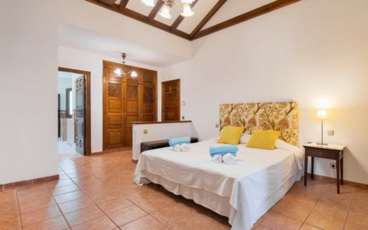 Villa de 7 dormitorios en El Rosario