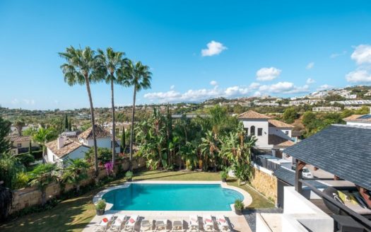 6 bedrooms Villa in Nueva Andalucia