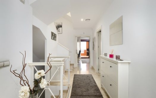 Adosado de 3 dormitorios en Benahavis