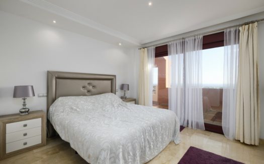 Adosado de 3 dormitorios en Benahavis