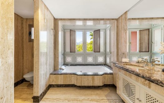 3 bedrooms Apartment in Urbanización Bahía de Marbella