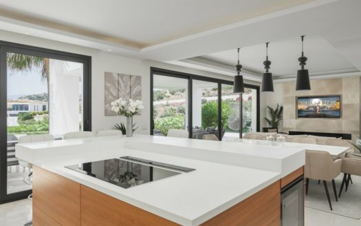 6 bedrooms Villa in Nueva Andalucia