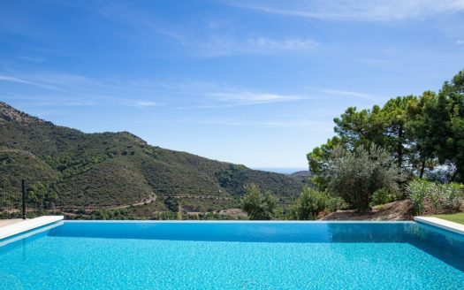 Villa de 4 dormitorios en Benahavis