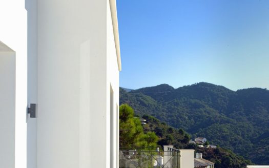 Villa de 4 dormitorios en Benahavis