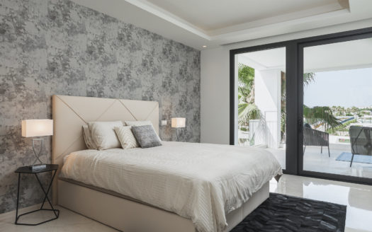 6 bedrooms Villa in Nueva Andalucia