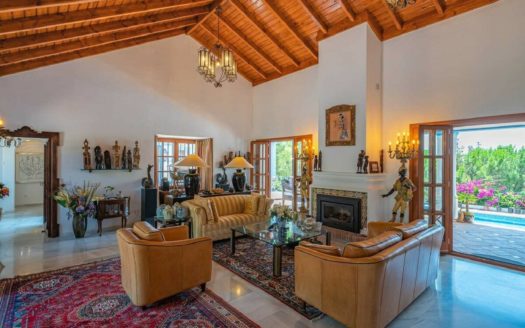 Villa de 4 dormitorios en Benahavis