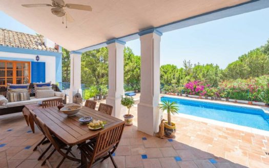 Villa de 4 dormitorios en Benahavis