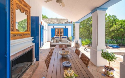 Villa de 4 dormitorios en Benahavis