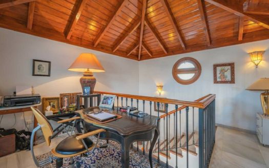 Villa de 4 dormitorios en Benahavis