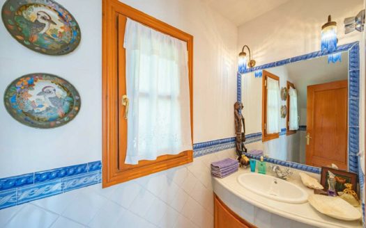 Villa de 4 dormitorios en Benahavis