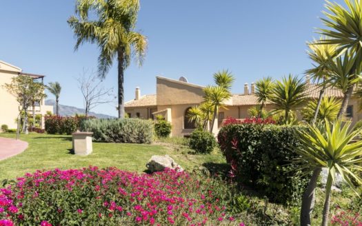 Apartamento de 3 dormitorios en Benahavis